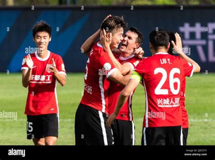 Analisis Taktis Derbal: Chongqing Tonglianglong FC vs Tianjin Jinmen Tiger – CSL 2026 | StreamBola