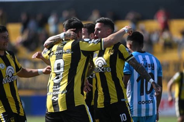 Fan Sentiment & Community Verdict: Deportivo Madryn vs Los Andes – Primera Nacional 2026 Poll Results