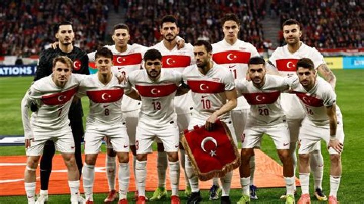 Prediksi Skor Paraguay vs Türkiye – Analisis Taktis & Data FIFA World Cup 2026